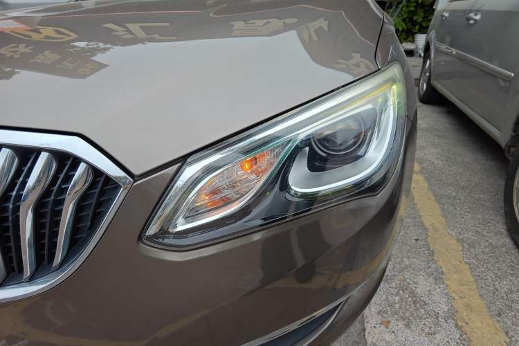 Used Buick GT 2017 15N Automatic Elite Version
