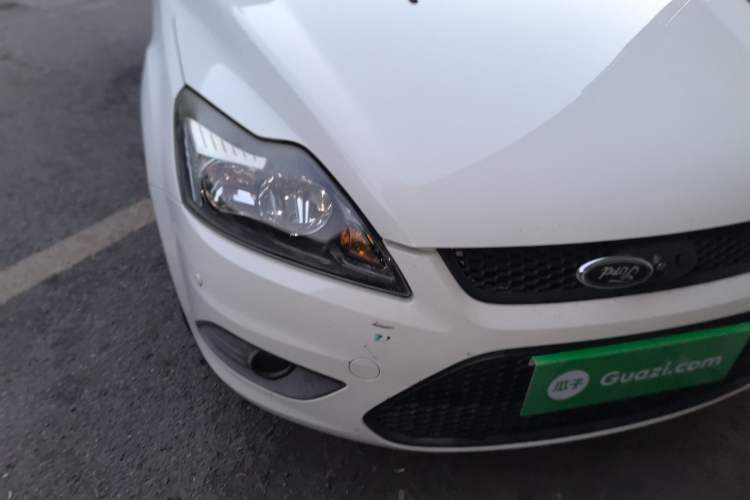 Used Ford Focus 2013 Hatchback Classic 1.8L Automatic Base Model
