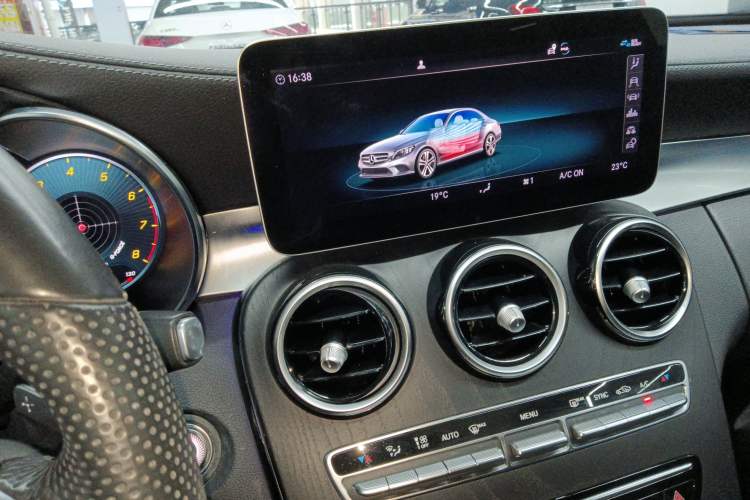 Used Mercedes-Benz C-Class 2021 C 200 L Fashion Edition Sport Version
