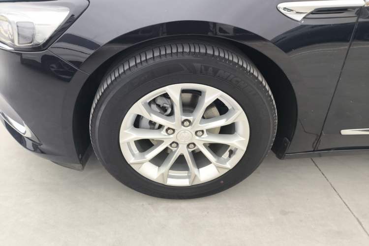 Used Buick LaCrosse 2022 552T Luxury Version
