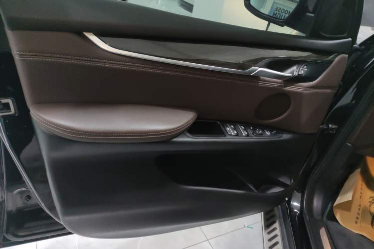 Used BMW X5 2014 xDrive35i Leading Model
