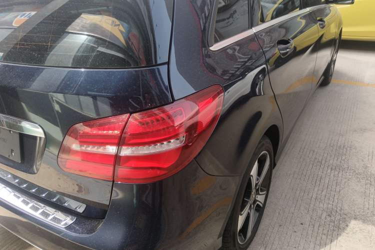 Used Mercedes-Benz B-Class 2017 B 200 Fashion Model
