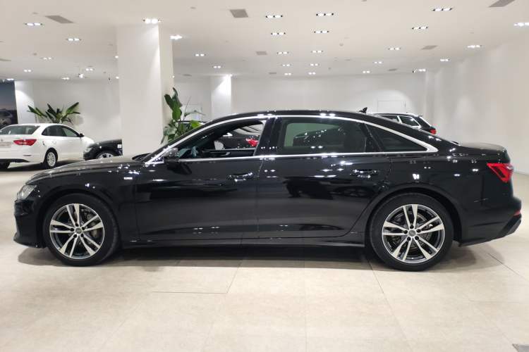 Used Audi A6L 2019 40 TFSI Luxury Dynamic Model
