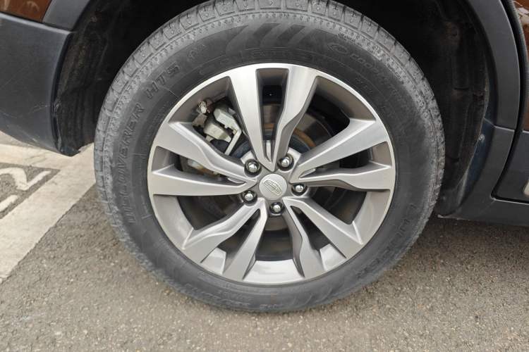 Used Geely Auto Emgrand X7 Sport 2016 1.8TD Automatic ZhiZun Version
