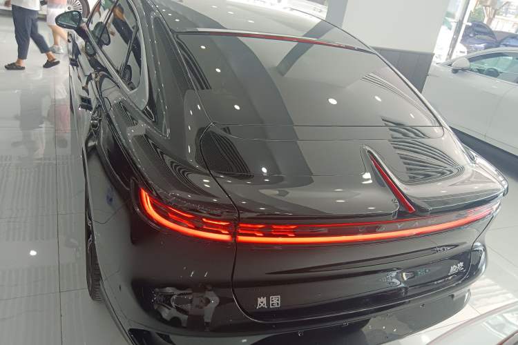 Used VOYAH PASSION 2024 PHEV Four-Wheel Drive Ultra-Long Range Flagship Model
