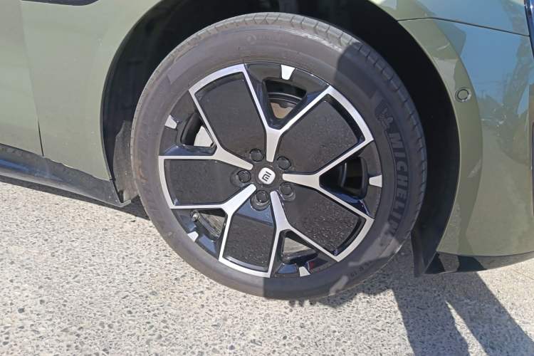 Used Xiaomi Auto SU7 2024 Rear-Drive Ultra-Long Range Advanced Pro-Level Intelligent Driving Version