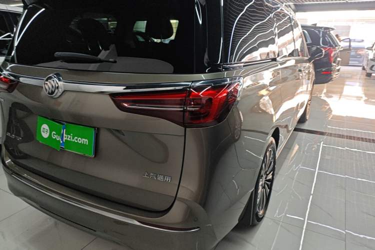 Used Buick GL8 2021 ES Landtrek 653T Luxury Model
