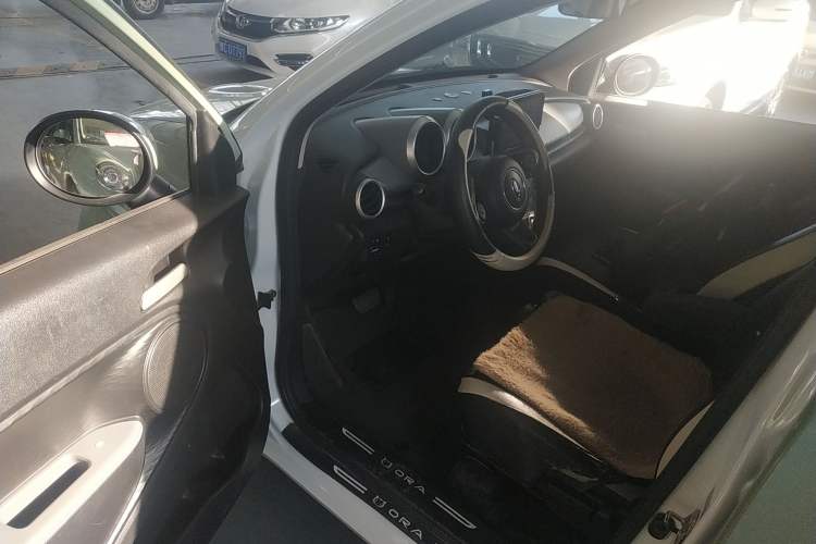 Used ORA Black Cat 2021 301 km Basic Version
