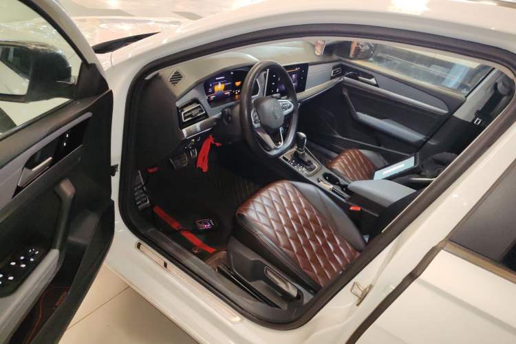 Used Volkswagen Lavida 2023 300TSI DSG Full-Comfort Edition
