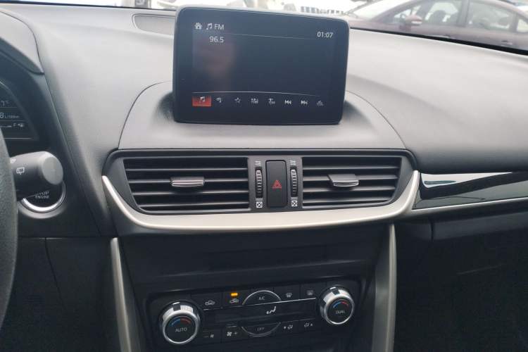 Used Mazda CX-4 2018 2.0L Automatic 2WD Blue Sky Exploration Edition China VI Standard
