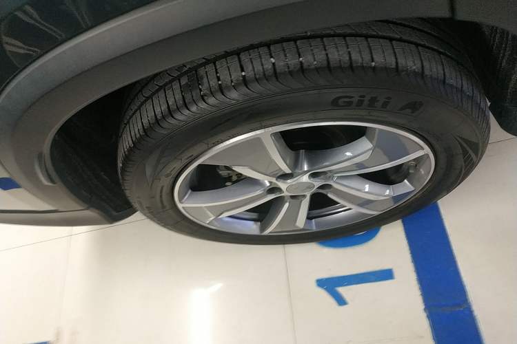 Used Geely Auto Haoyue L 2023 2.0T DCT Prestige Edition
