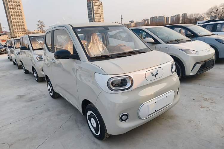 Used Wuling Hongguang MINIEV 2024 3rd Generation 215km Youth Edition
