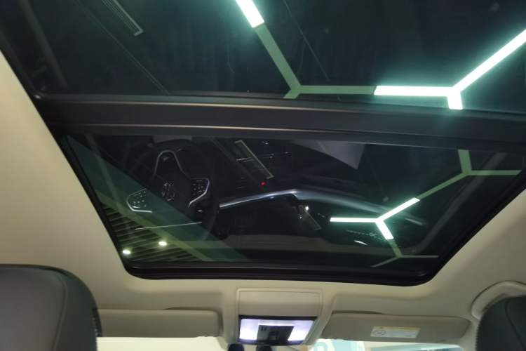 Used Volkswagen Passat 2023 Revised 330TSI Elite Edition
