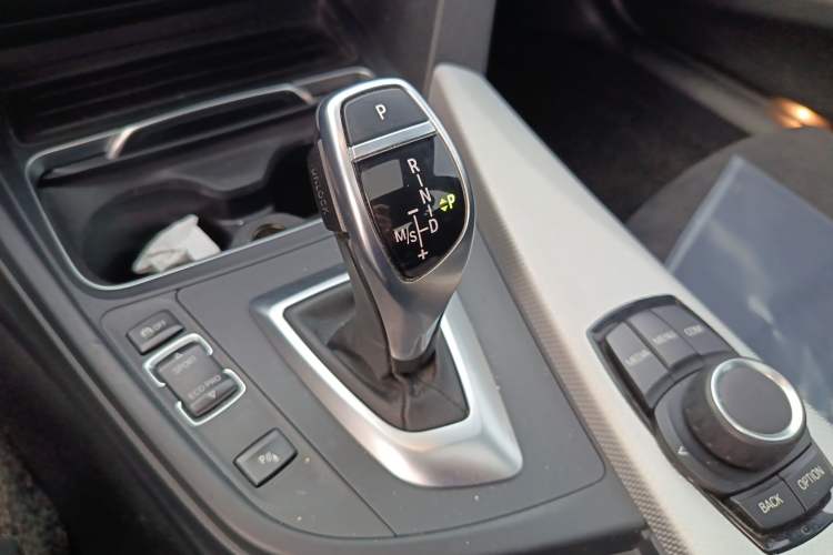 Used BMW 3 Series 2018 320i M Sport Package
