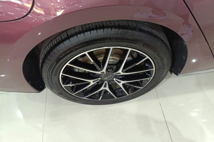 Used BYD Seal 2023 DM-i 1.5T 121km Flagship Model
