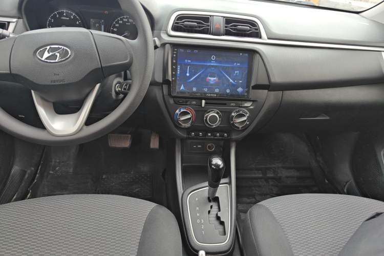 Used Hyundai Verna 2017 1.4L Automatic YueXiang Edition China V-standard