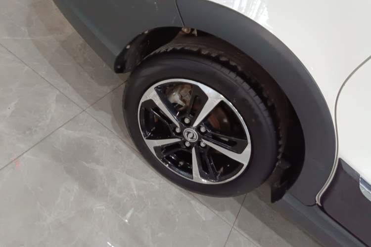 Used Dongfeng Fengon 370 2020 S370 1.5L CVT Luxury Model 5 Seats