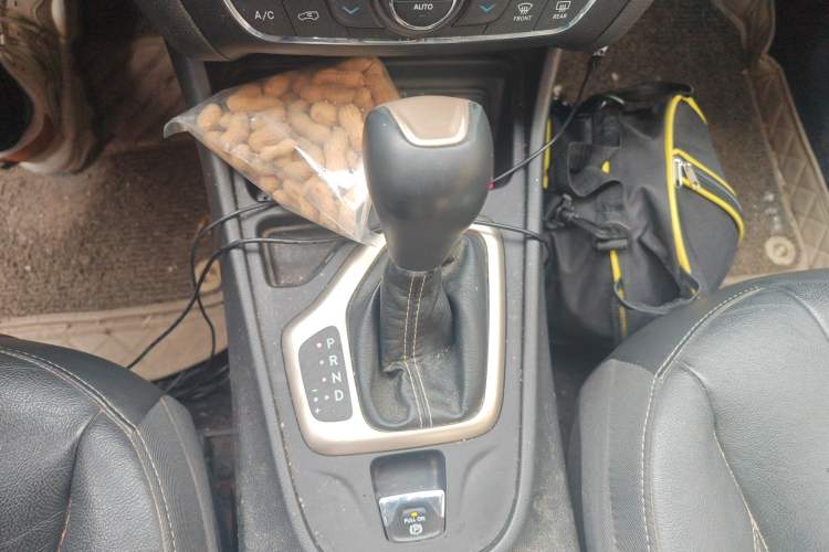 Used  Cherokee 2017 2.0L Superior Edition