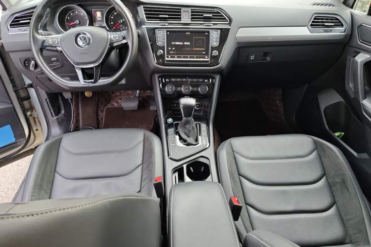 Used Volkswagen Tiguan L 2018 330TSI Automatic Two-Wheel Drive Luxury Edition
