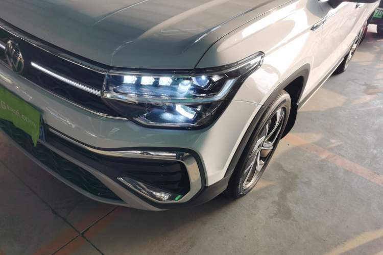 Used Volkswagen Tharu 2023 300TSI Two-Wheel-Drive Full Moon Edition