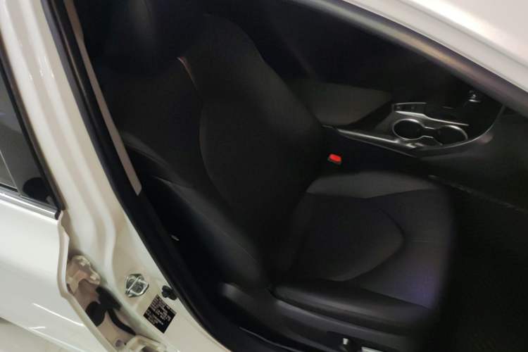 Used Toyota Camry 2021 2.0G Luxury Edition