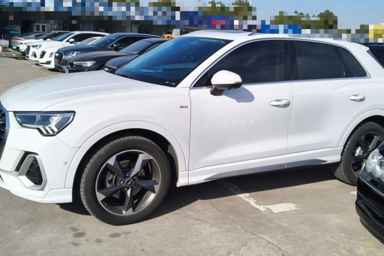 Used Audi Q3 2023 35 TFSI Fashion Dynamic Model (1.4T)