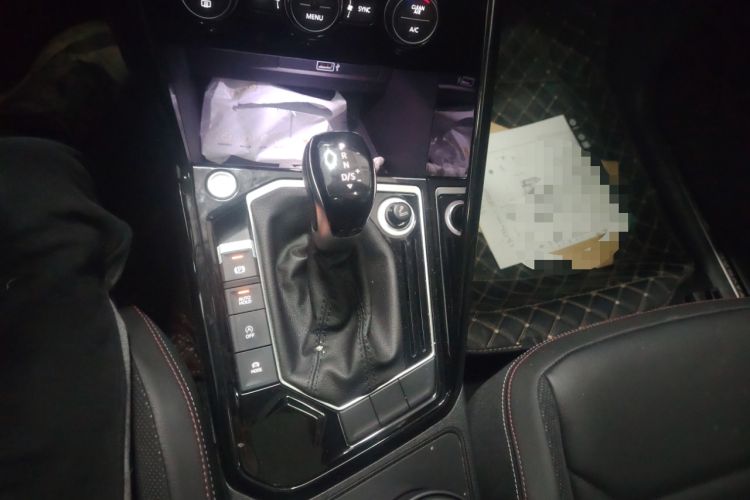 Used Volkswagen Tayron 2019 330TSI Two-Wheel Drive Luxury Model China VI Standard