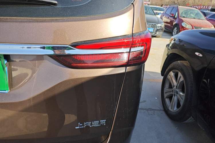 Used Buick GL8 2020 Land Cruiser Executive Class 652T Comfort Model
