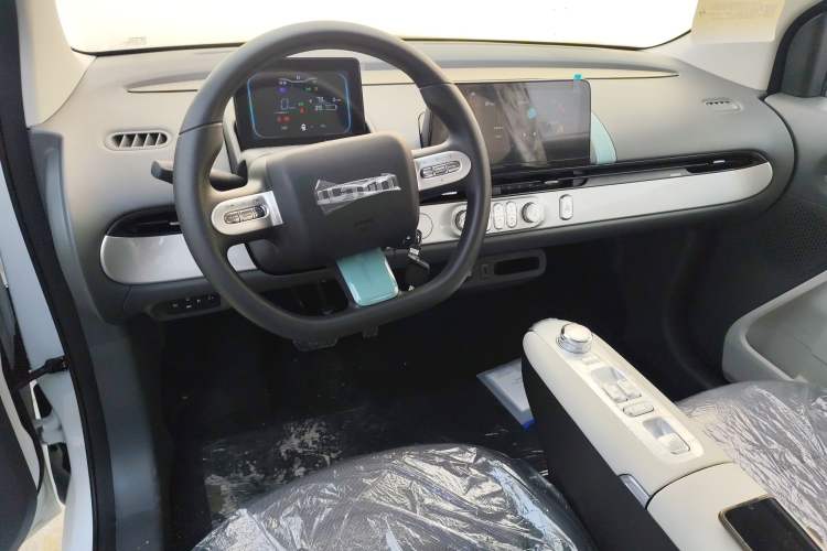 Used  Lumin 2025 205 km Xiangqin Version