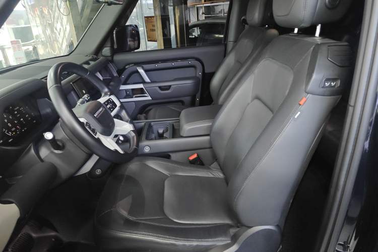 Used Land Rover Defender 2023 90 2.0T P300 X-DYNAMIC HSE