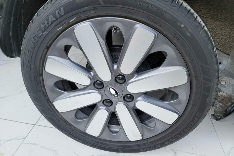 Used ORA Black Cat 2022 351 km Standard Version Ternary Lithium