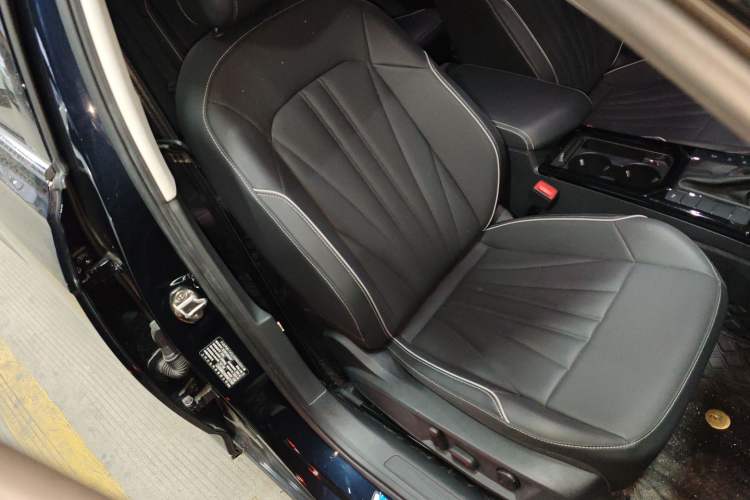 Used Volkswagen Passat 2024 330TSI Starry Elite Edition
