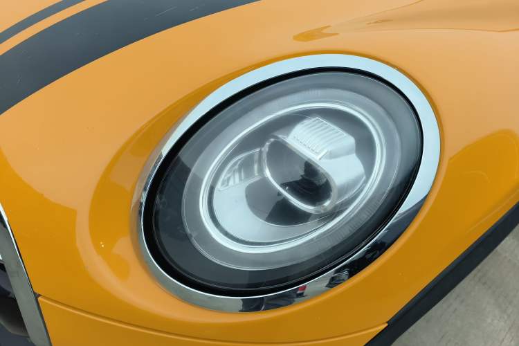 Used  MINI 2016 1.5T COOPER
