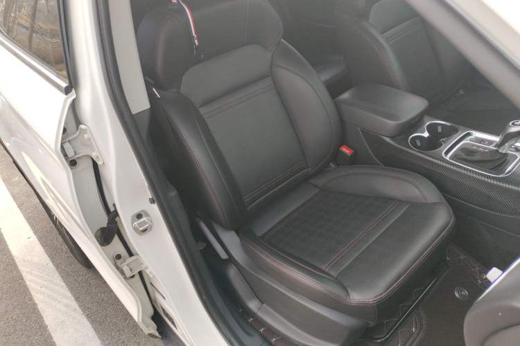 Used  Refine S7 2018 Super Edition 251T Automatic Supreme 5-Seater