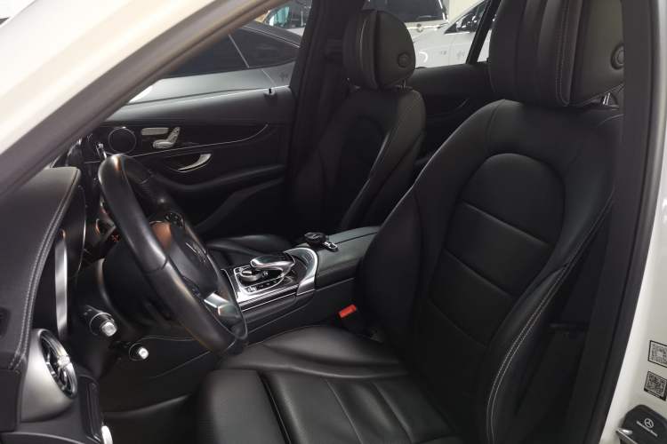 Used Mercedes-Benz GLC 2017 GLC 260 4MATIC Dynamic Edition