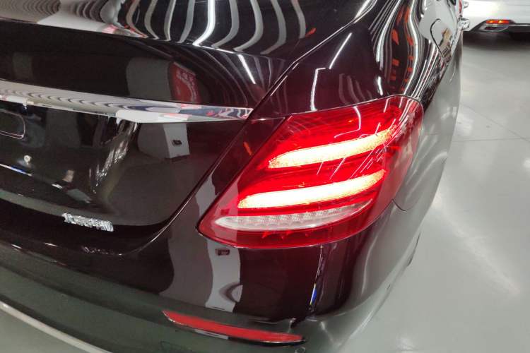 Used Mercedes-Benz E-Class 2019 E 260 L Sport Edition
