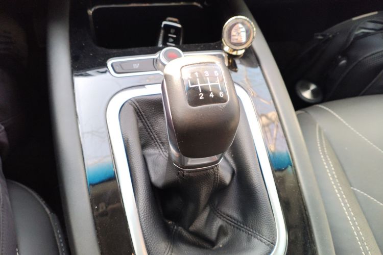 Used JETOUR X70 2020 1.5T Manual Smart Drive 7-Seater