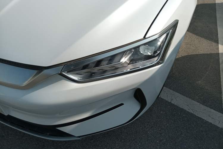 Used BYD Qin PLUS 2021 EV 400KM Luxury Model
