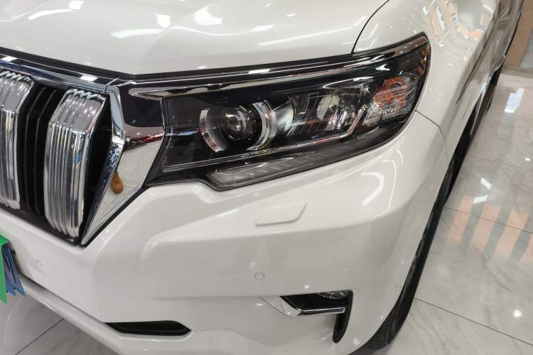 Used Toyota Prado 2018 3.5L Automatic TX-L with Rear-Mounted Spare Tire
