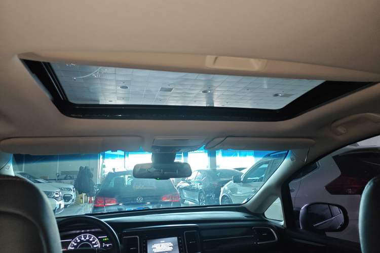 Used Honda Elysion 2016 2.4L Supreme Edition
