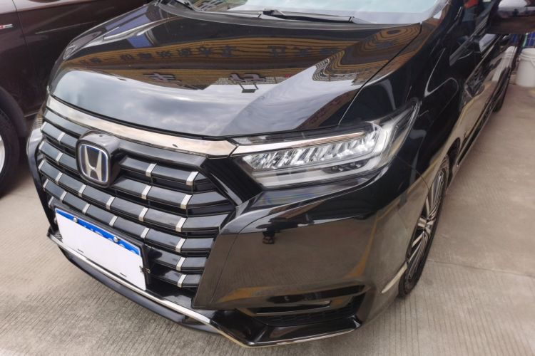 Used Honda Elysion 2022 2.0L eHEV Luxury Edition
