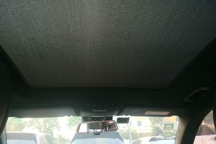 Used Mercedes-Benz GLC 2018 Refreshed GLC 300 4MATIC Dynamic Edition