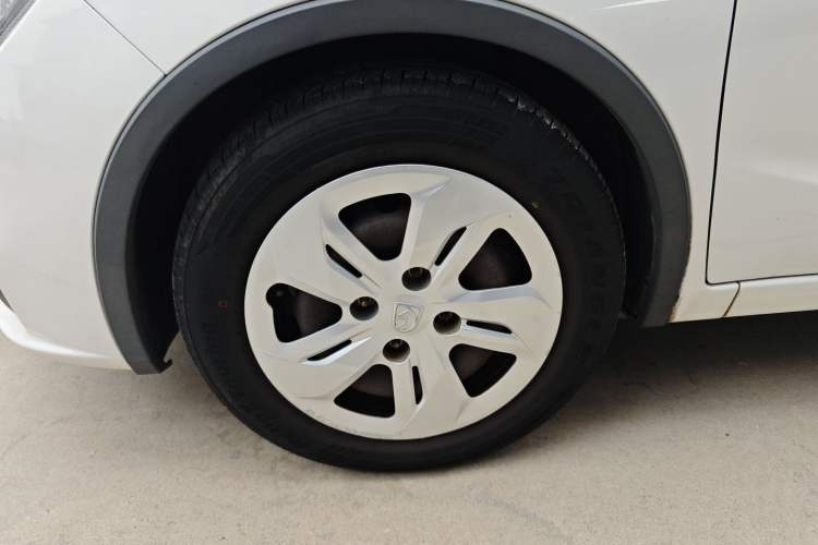 Used Baojun 310W 2017 1.5L Manual Comfort Version China V
