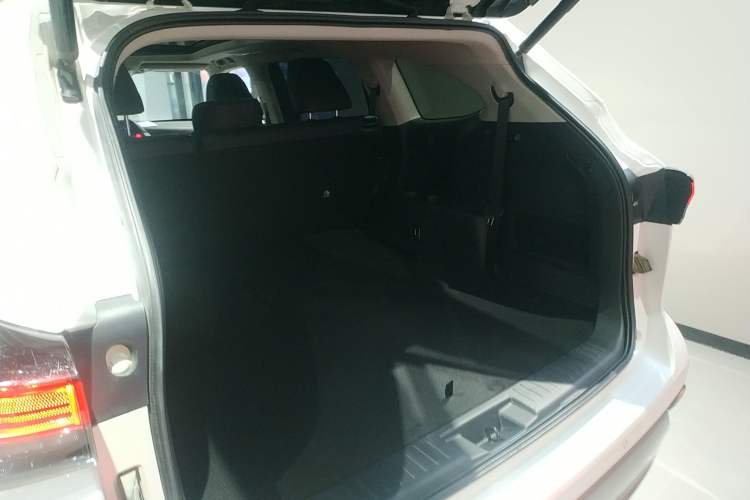 Used Toyota Highlander 2022 Dual-Engine 2.5L Four-Wheel Drive Prestige Version 7 Seats