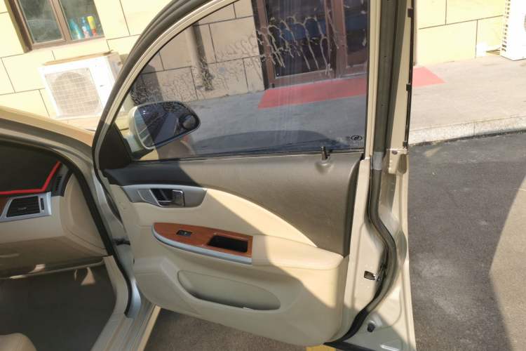 Used Buick Excelle 2013 1.5L Automatic Luxury Model
