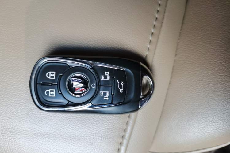 Used Buick GL8 2020 ES Land Cruiser 653T Luxury Model