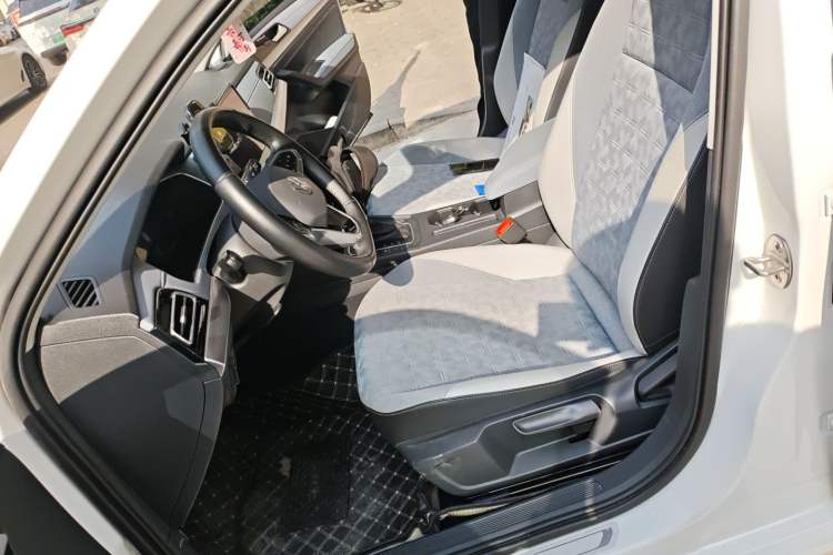 Used Volkswagen Lavida 2023 300TSI DSG Full-Comfort Edition
