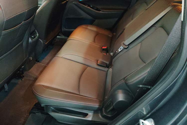 Used Chevrolet Orlando 2019 Redline 530T Automatic Enjoyment Version (5+2 Seating) China VI
