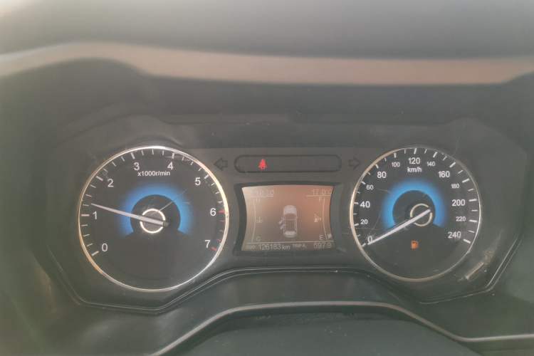 Used Dongfeng Fengon 580 2017 1.5T CVT Comfort Model
