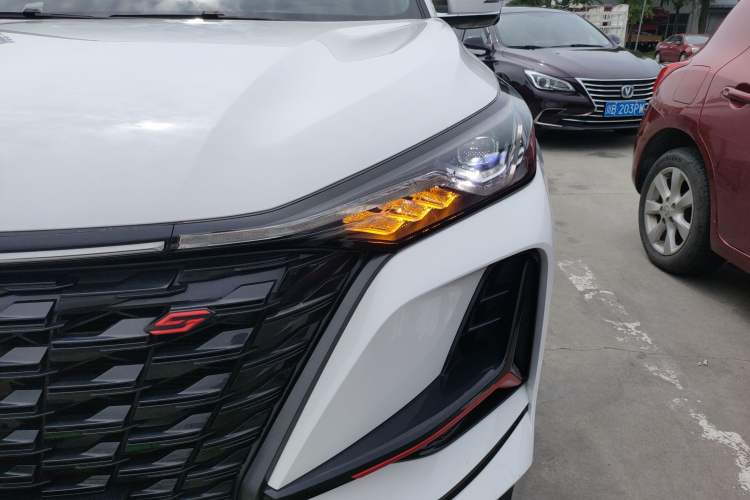 Used Changan CS75 PLUS 2022 Classic Edition 1.5T Automatic Pioneer Model
